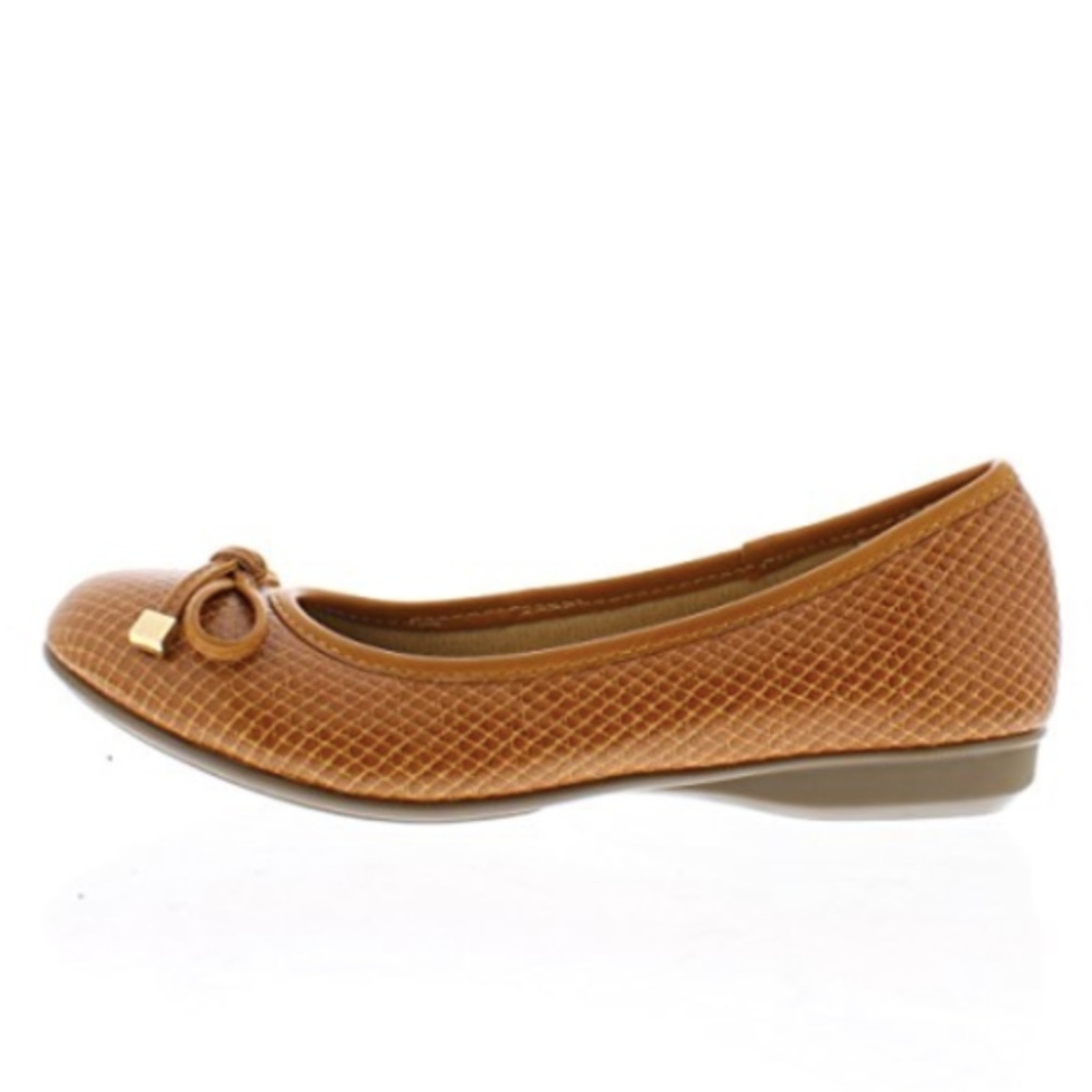 (last one )Gold Toe Camel Flat Dress Shoes - Picture 8 of 8